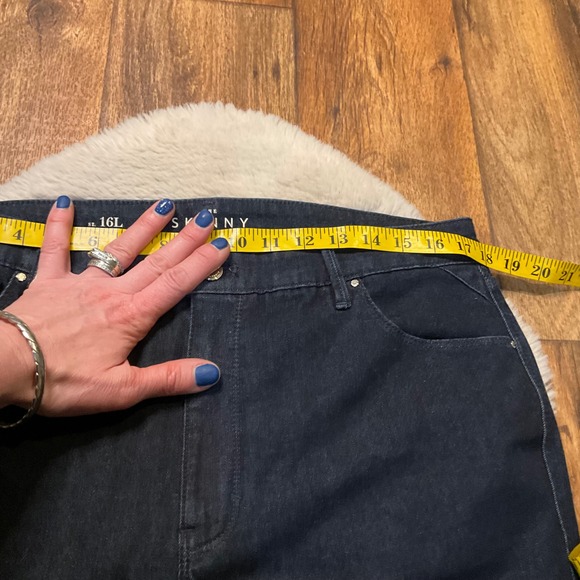 White House Black Market Jeans Size 16 Skinny Flare Dark Wash Split Hem Womens - Picture 4 of 9